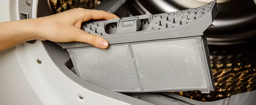 Signs Of A Clogged Dryer Lint Trap in Marshall, Texas